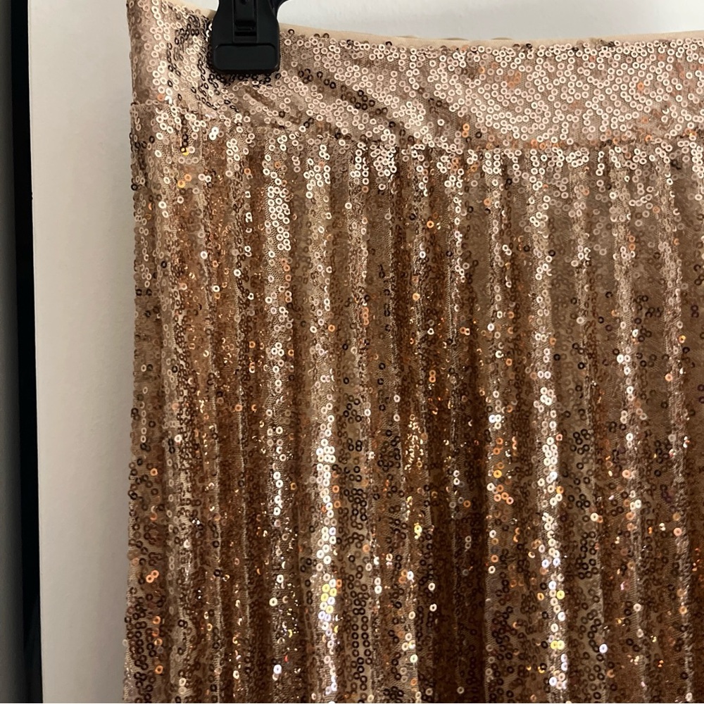 Lulu's Rose Gold Sequin A-Line Skirt - Picture 5 of 12
